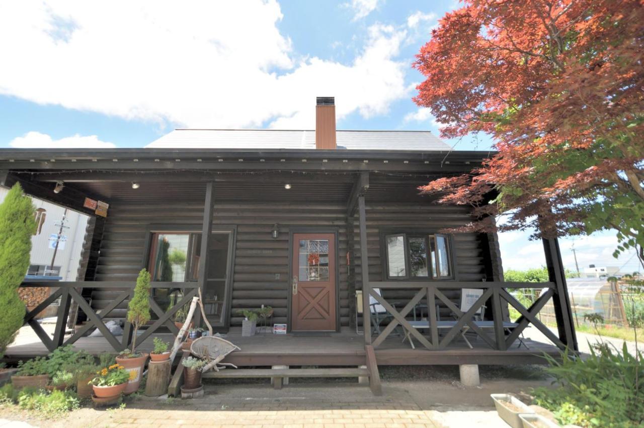 Carrefour Guesthouse カルフール ゲストハウス 토야마 외부 사진