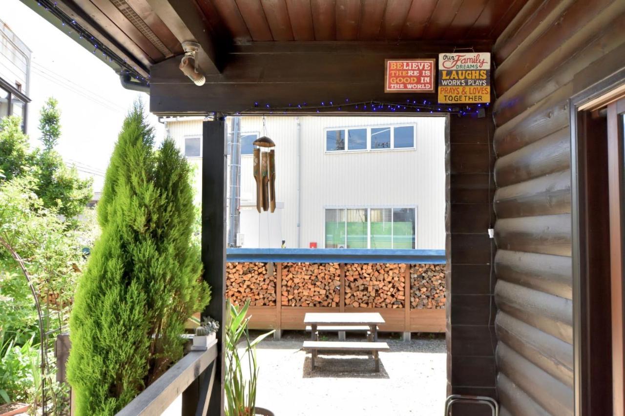 Carrefour Guesthouse カルフール ゲストハウス 토야마 외부 사진